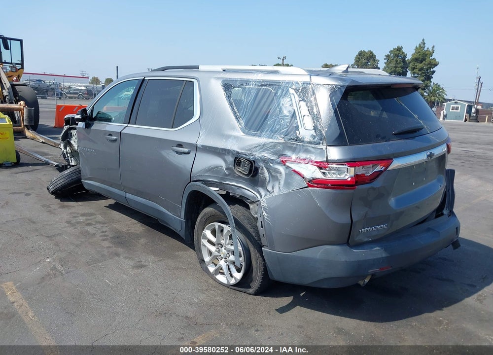 2018 CHEVROLET TRAVERSE 1LT VIN: 1GNERGKW8JJ229177