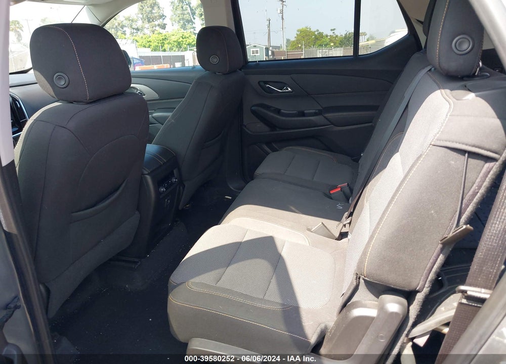 2018 CHEVROLET TRAVERSE 1LT VIN: 1GNERGKW8JJ229177