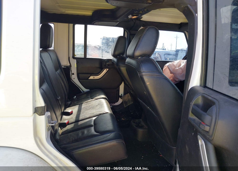 2016 JEEP WRANGLER UNLIMITED SAHARA VIN: 1C4BJWEG0GL173542