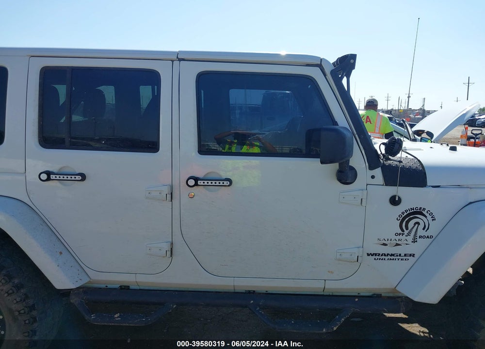 2016 JEEP WRANGLER UNLIMITED SAHARA VIN: 1C4BJWEG0GL173542