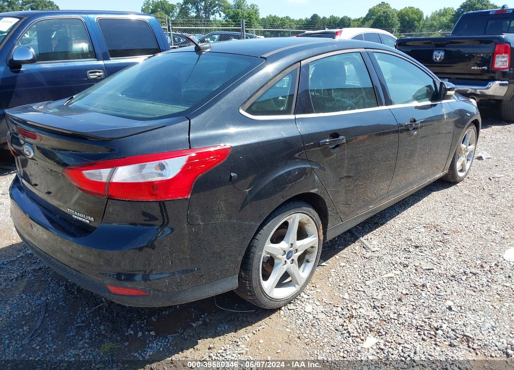 2013 FORD FOCUS TITANIUM VIN: 1FADP3J20DL231571
