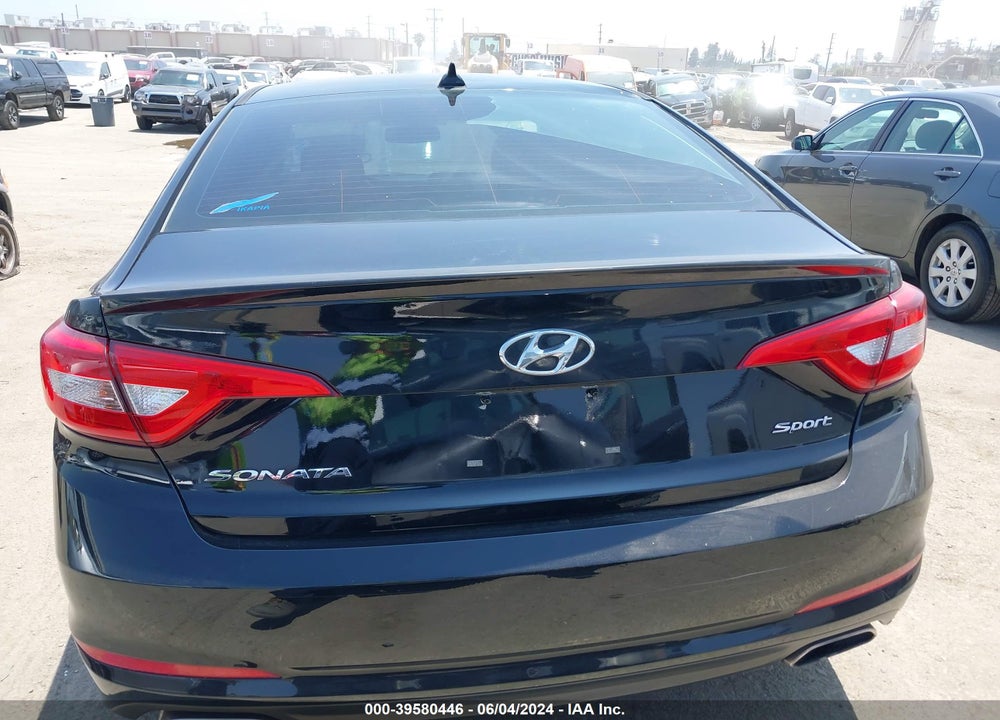 2015 HYUNDAI SONATA SPORT VIN: 5NPE34AF3FH088674