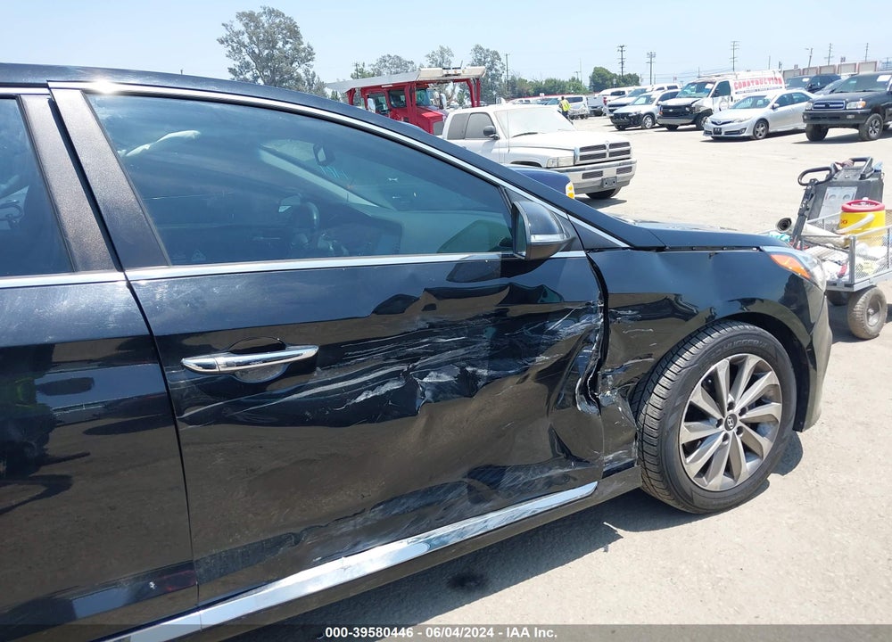 2015 HYUNDAI SONATA SPORT VIN: 5NPE34AF3FH088674