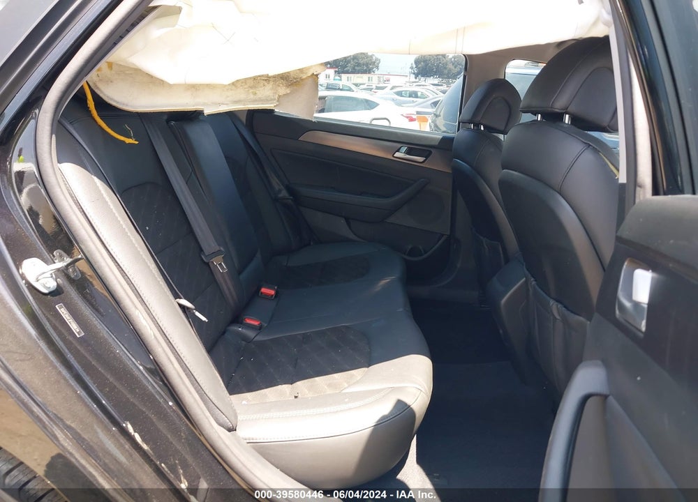 2015 HYUNDAI SONATA SPORT VIN: 5NPE34AF3FH088674