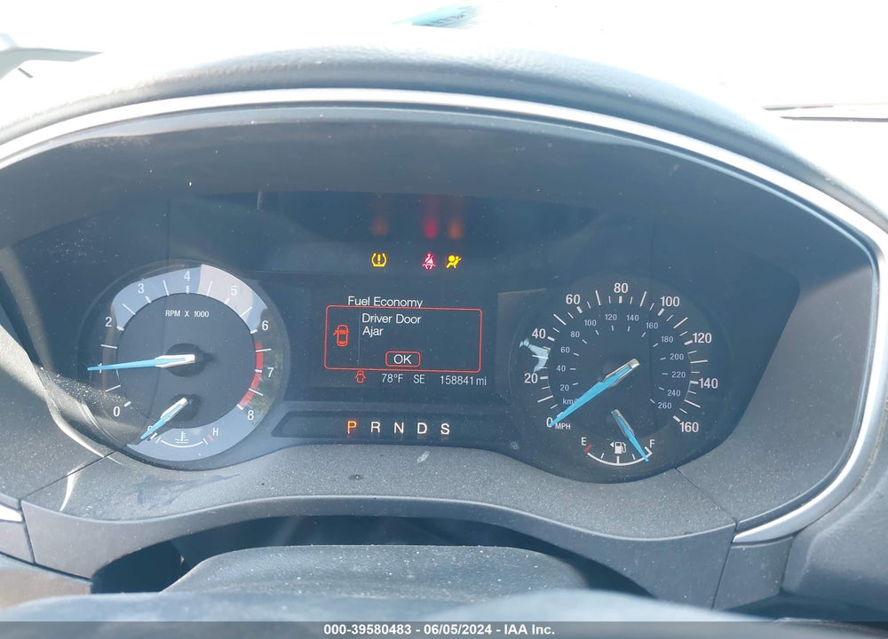 2013 FORD FUSION SE VIN: 3FA6P0HR9DR388317