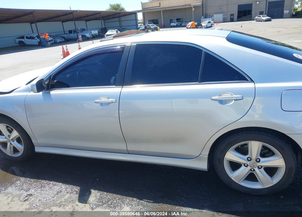 2011 TOYOTA CAMRY SE VIN: 4T1BF3EK1BU156350