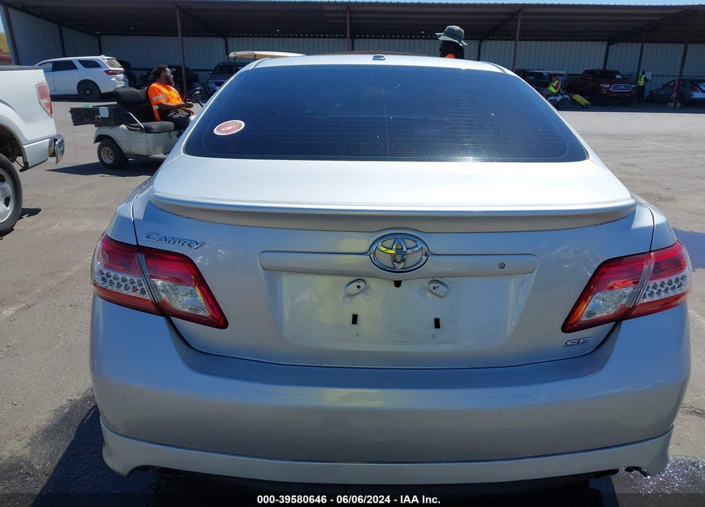2011 TOYOTA CAMRY SE VIN: 4T1BF3EK1BU156350