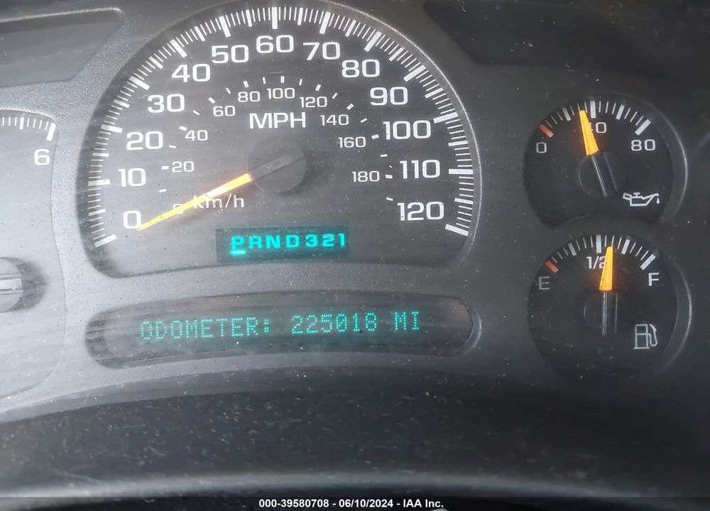 2004 CHEVROLET SILVERADO 1500 LS VIN: 2GCEC19T341356629