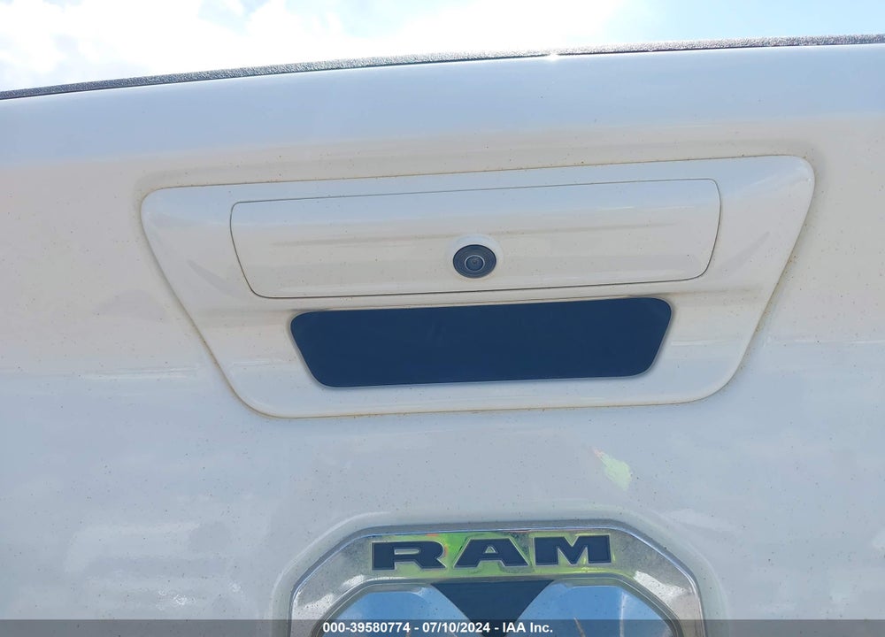 2022 RAM 3500 BIG HORN  4X4 8' BOX VIN: 3C63RRHL5NG260023