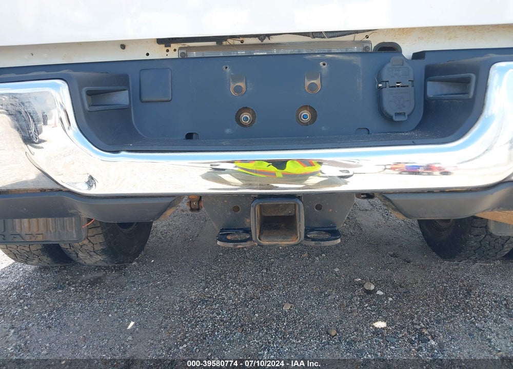 2022 RAM 3500 BIG HORN  4X4 8' BOX VIN: 3C63RRHL5NG260023
