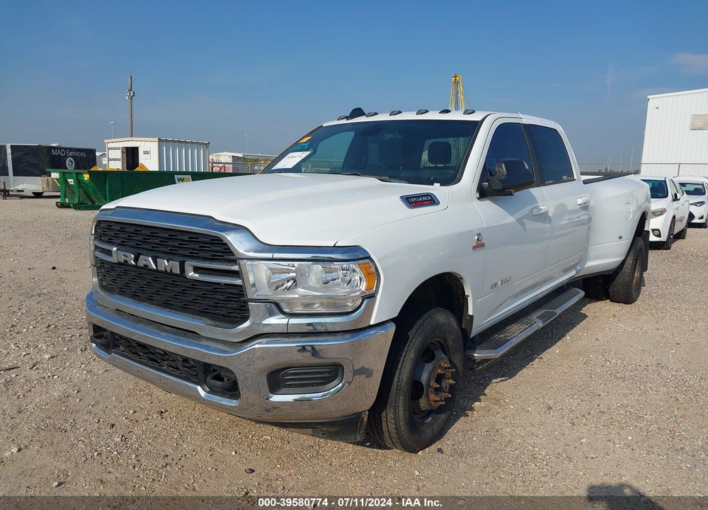 2022 RAM 3500 BIG HORN  4X4 8' BOX VIN: 3C63RRHL5NG260023