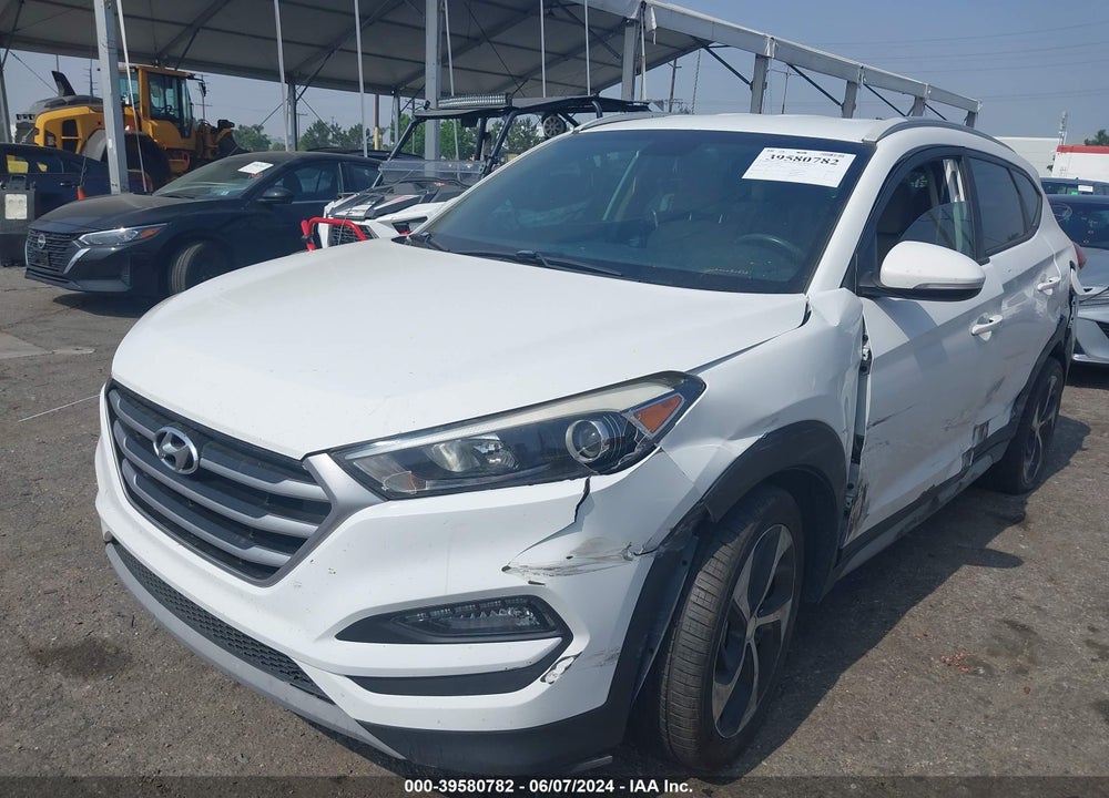 2017 HYUNDAI TUCSON SPORT VIN: KM8J33A27HU478297