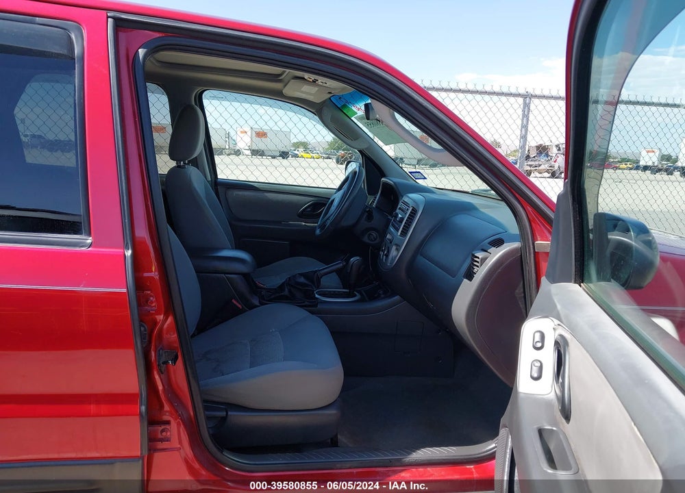 2005 FORD ESCAPE XLT VIN: 1FMYU931X5KD75109