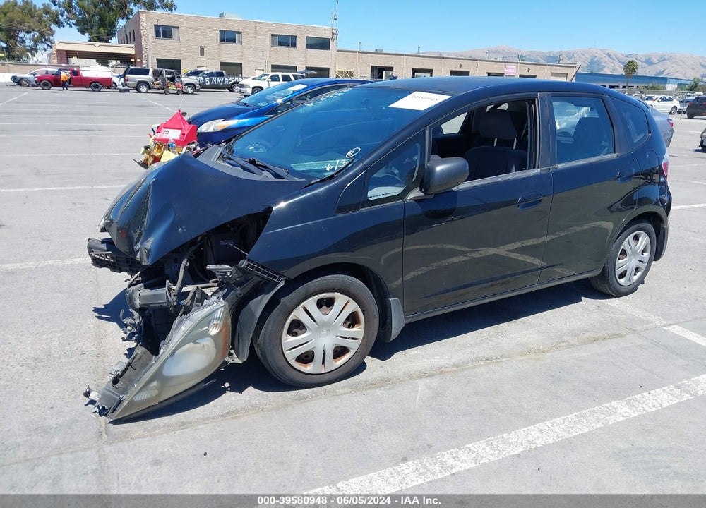 2011 HONDA FIT VIN: JHMGE8H37BC025331
