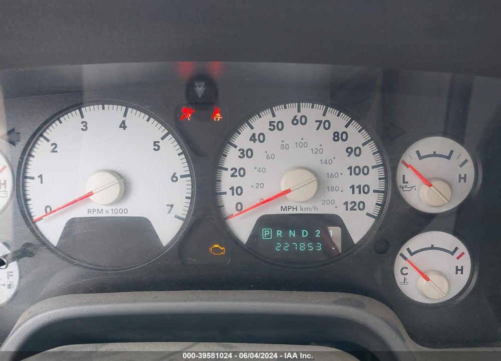 2007 DODGE RAM 1500 SLT/TRX4 OFF ROAD/SPORT VIN: 1D7HU18227S200496
