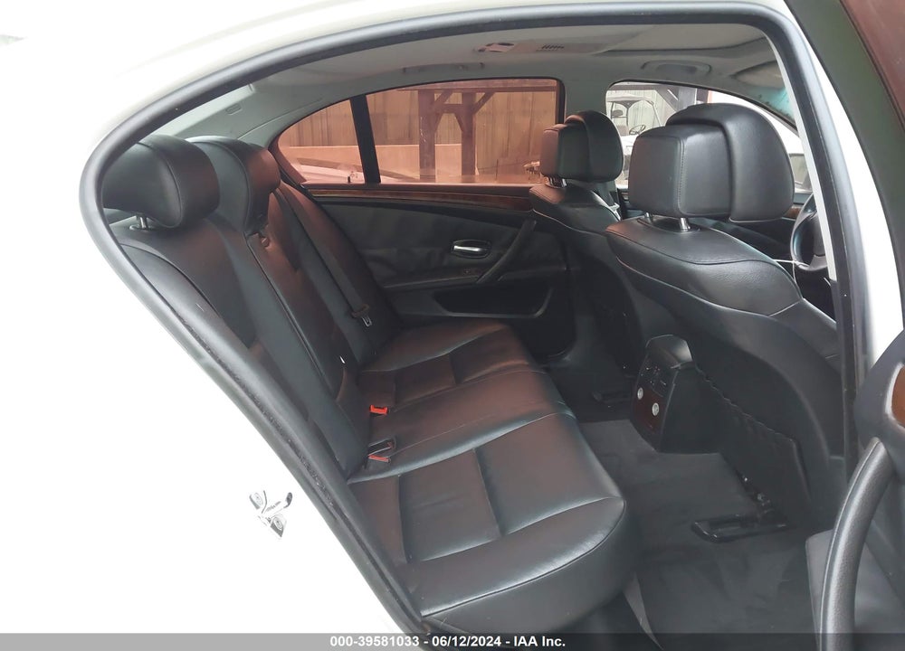 2008 BMW 528I VIN: WBANU53518C110223