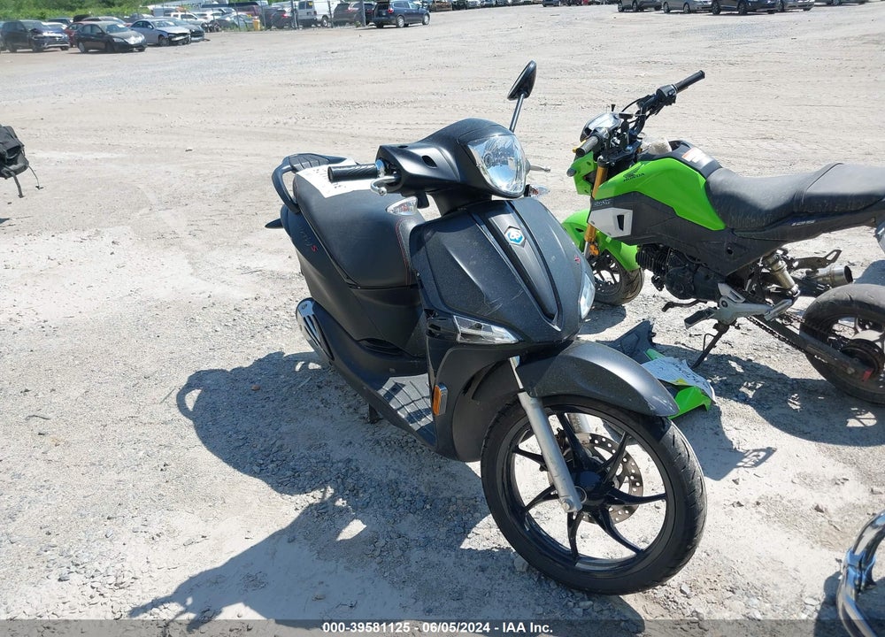 2022 PIAGGIO LIBERTY 50/50 S VIN: ZAPC546B8N7002526