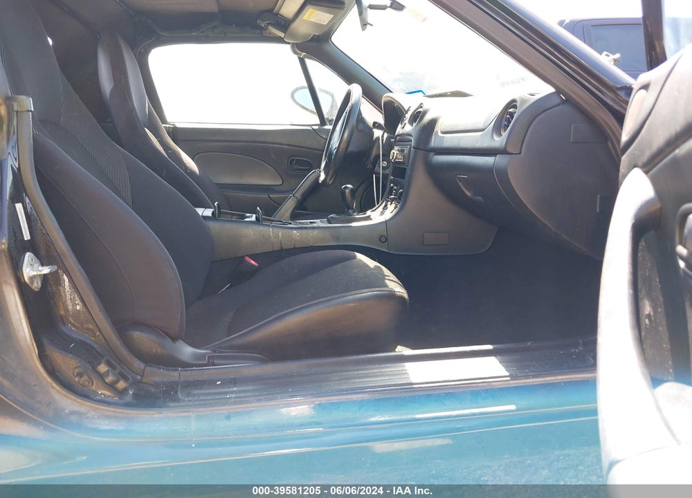 2001 MAZDA MX-5 MIATA LS/SPECIAL EDITION VIN: JM1NB353210217233