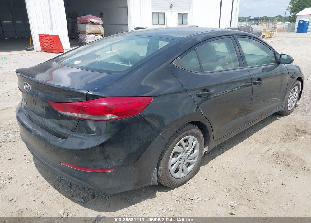 2018 HYUNDAI ELANTRA SE VIN: 5NPD74LF3JH223156
