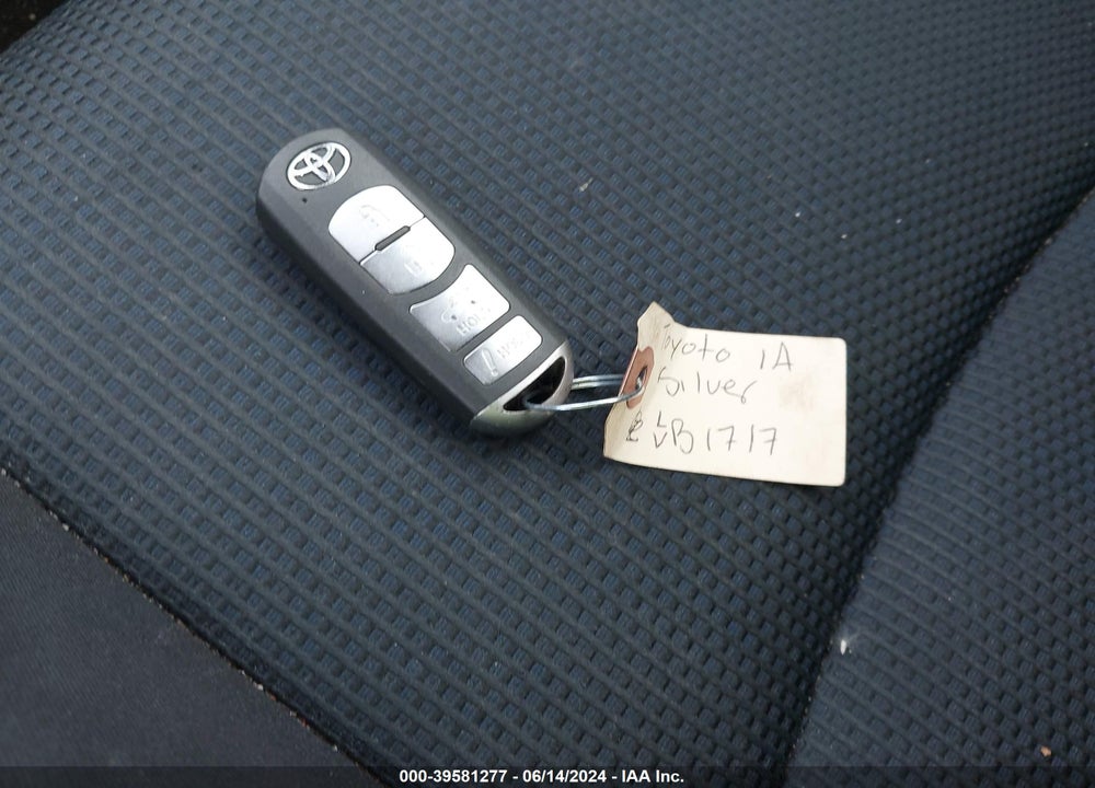 2018 TOYOTA YARIS IA VIN: 3MYDLBYV1JY304032