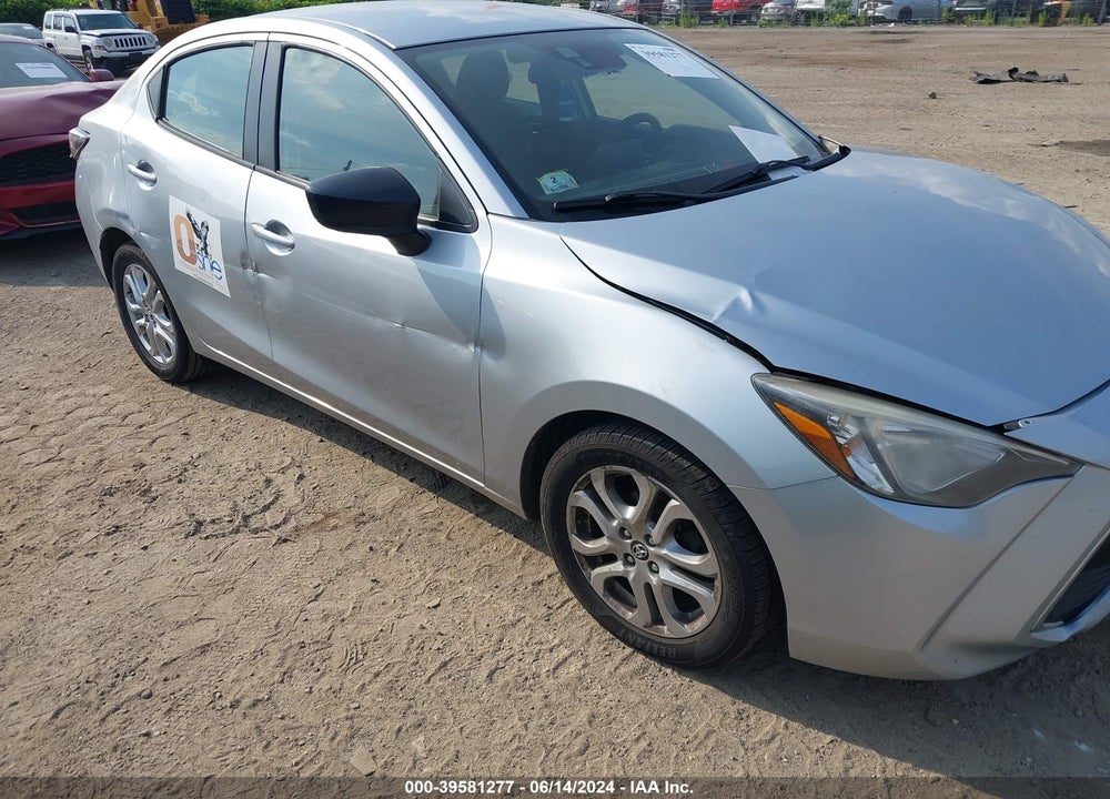 2018 TOYOTA YARIS IA VIN: 3MYDLBYV1JY304032
