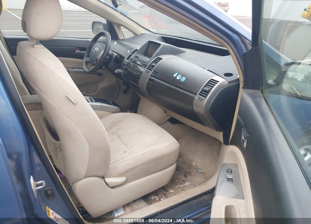 2005 TOYOTA PRIUS VIN: JTDKB20U550132129