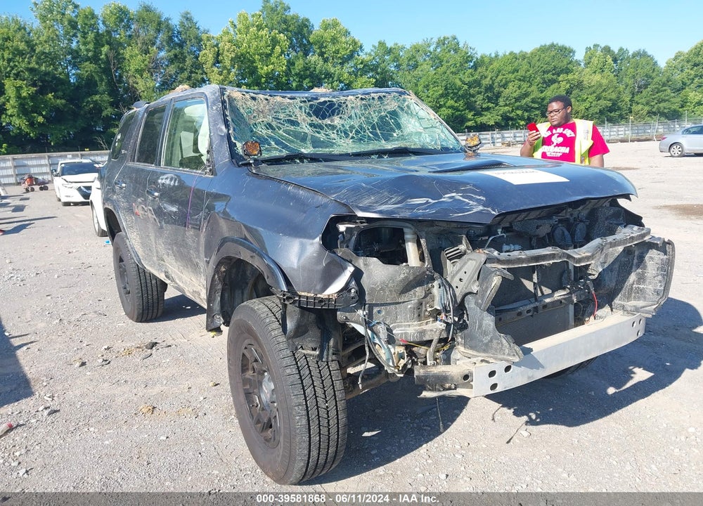 2016 TOYOTA 4RUNNER TRD PRO VIN: JTEBU5JR4G5321653