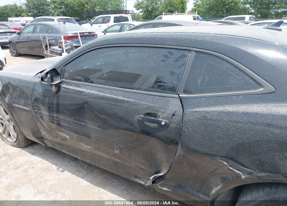 2015 CHEVROLET CAMARO 2LS VIN: 2G1FB1E3XF9172038