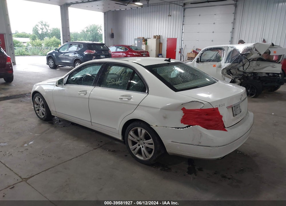 2010 MERCEDES-BENZ C 300 LUXURY 4MATIC/SPORT 4MATIC VIN: WDDGF8BB2AF472246