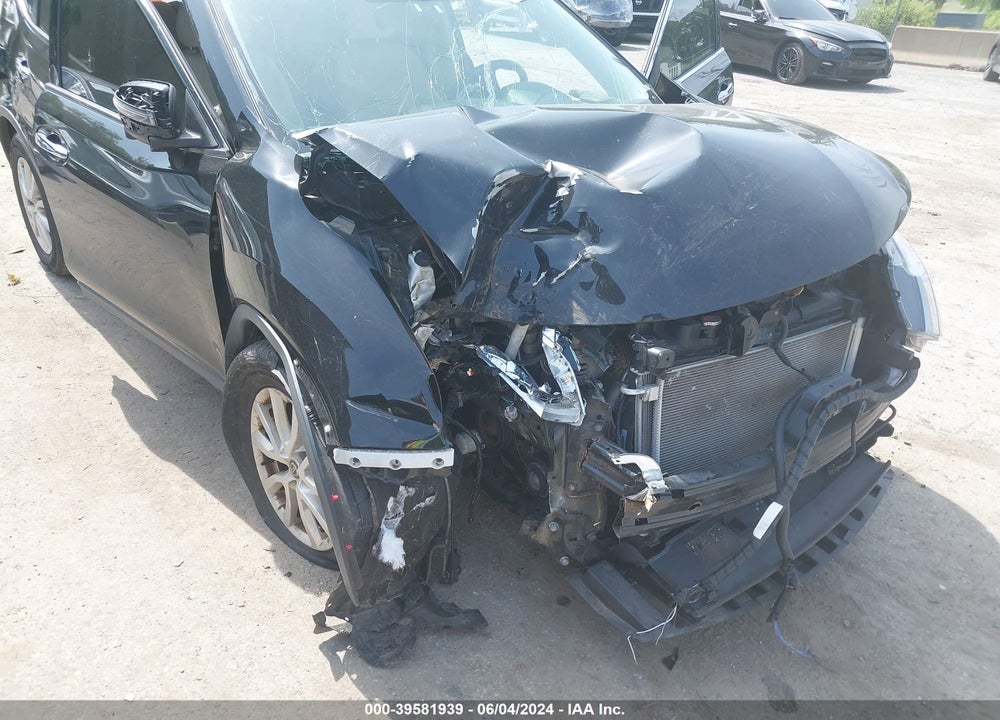 2017 NISSAN ROGUE SV VIN: 5N1AT2MV1HC747870