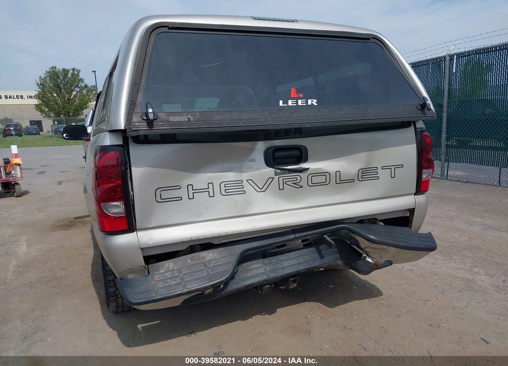 2004 CHEVROLET SILVERADO 1500 WORK TRUCK VIN: 1GCEC14X14Z301145