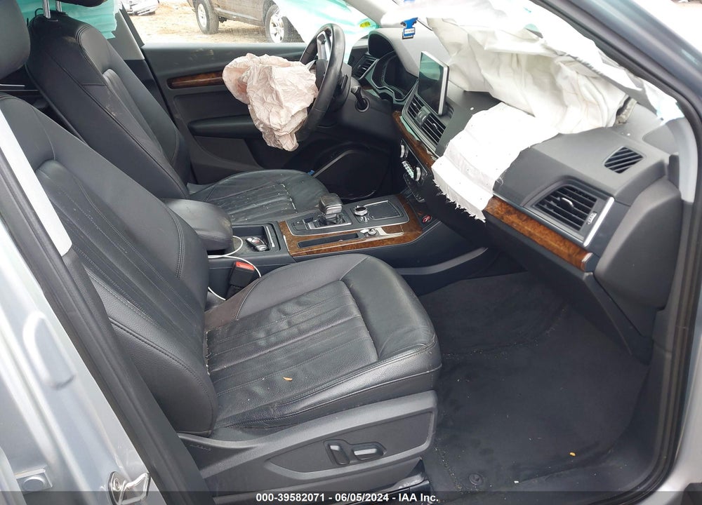 2018 AUDI Q5 2.0T PREMIUM/2.0T TECH PREMIUM VIN: WA1ANAFY0J2060398