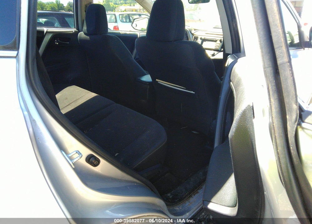 2014 TOYOTA RAV4 XLE VIN: JTMRFREV3EJ002521