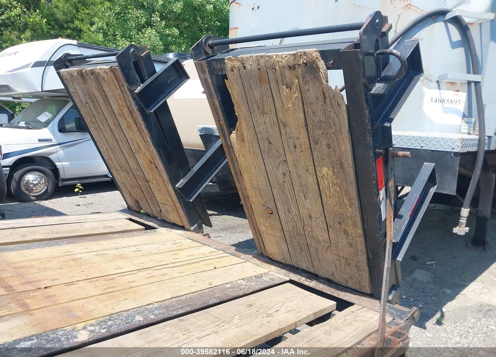 2020 KAUFMAN TRAILERS OTHER VIN: 5VGFH3021LL008246