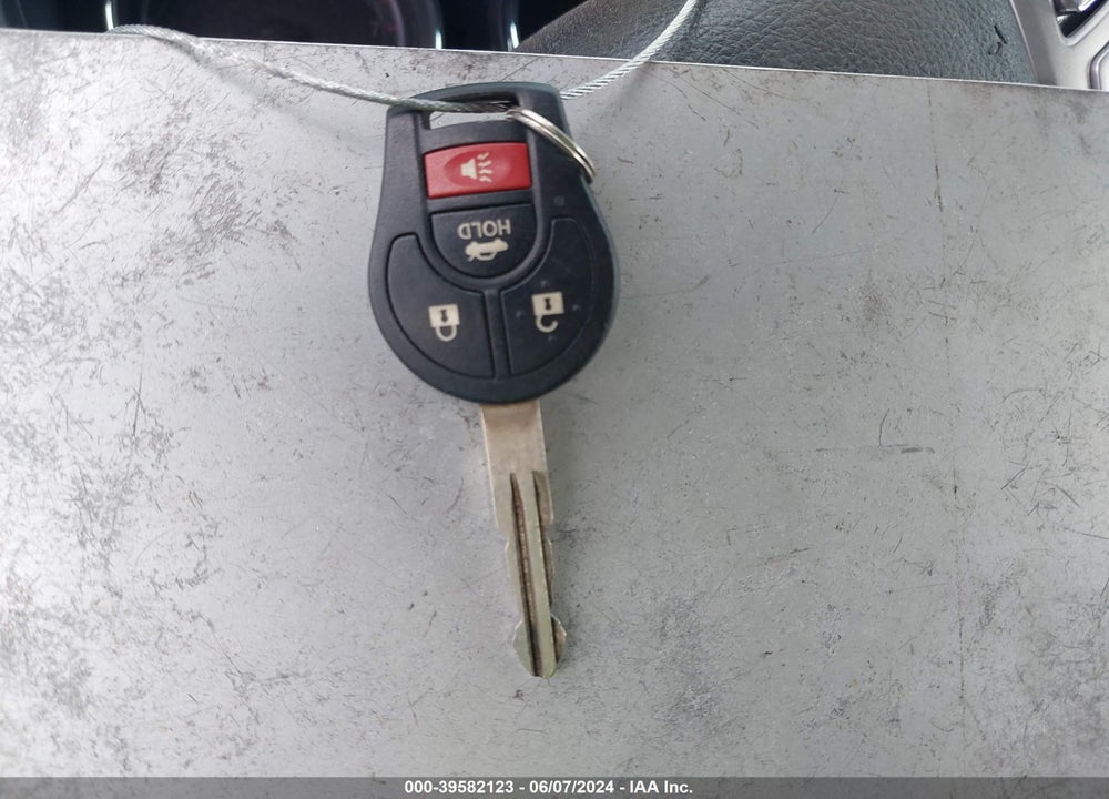 2016 NISSAN VERSA 1.6 SV VIN: 3N1CN7AP2GL835438