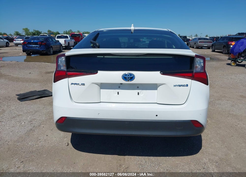 2021 TOYOTA PRIUS LE VIN: JTDKAMFU1M3143356