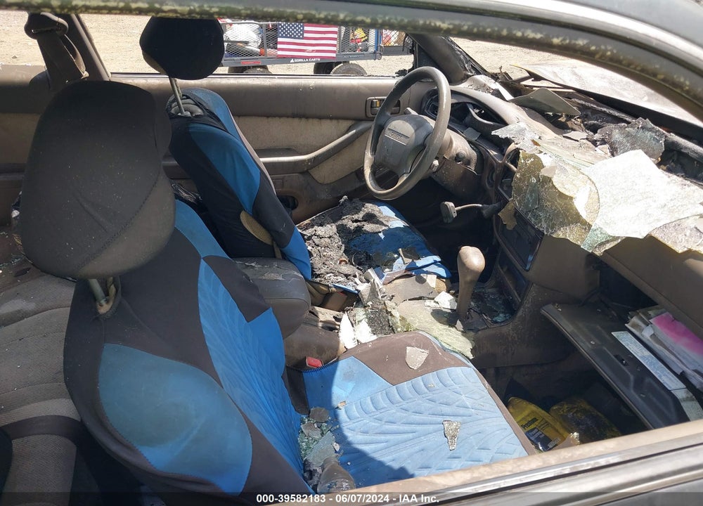 1996 TOYOTA CAMRY DX/LE VIN: 4T1CG12K4TU702098