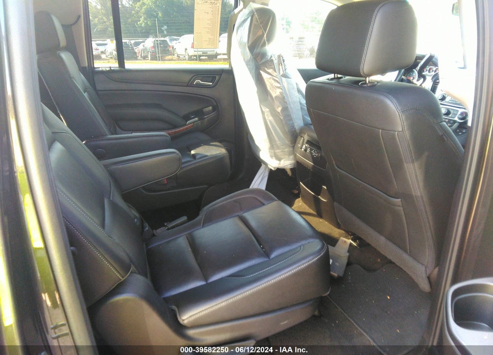 2018 CHEVROLET SUBURBAN PREMIER VIN: 1GNSCJKC0JR122312