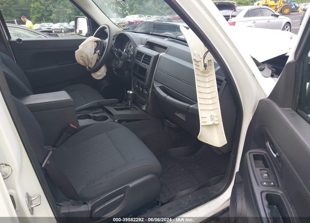 2011 JEEP LIBERTY VIN: 1J4PN2GK1BW594529