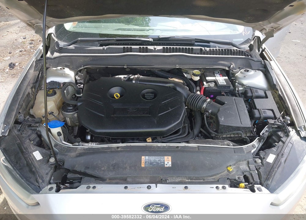 2015 FORD FUSION SE VIN: 3FA6P0T91FR198442