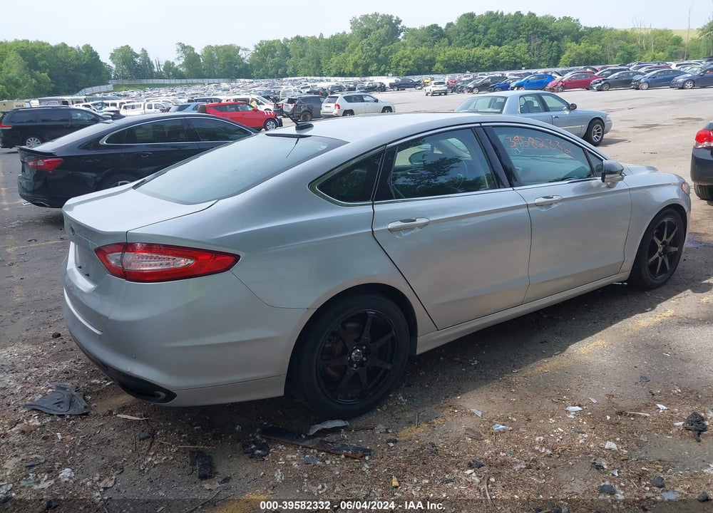 2015 FORD FUSION SE VIN: 3FA6P0T91FR198442