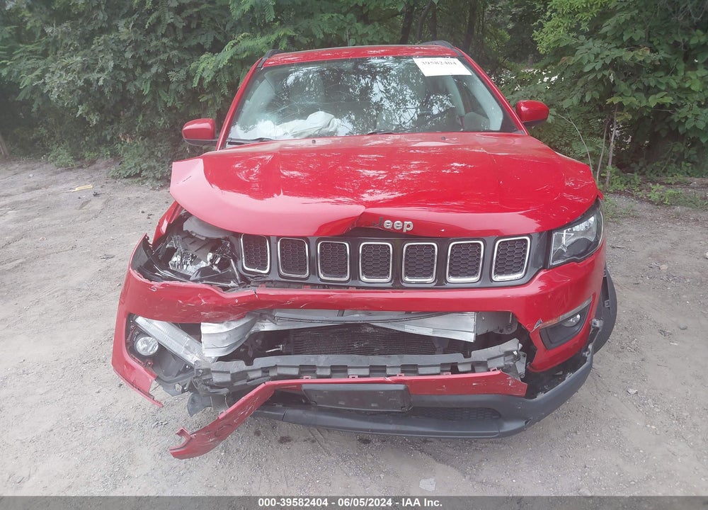 2018 JEEP COMPASS SUN AND WHEEL FWD VIN: 3C4NJCBB0JT495226