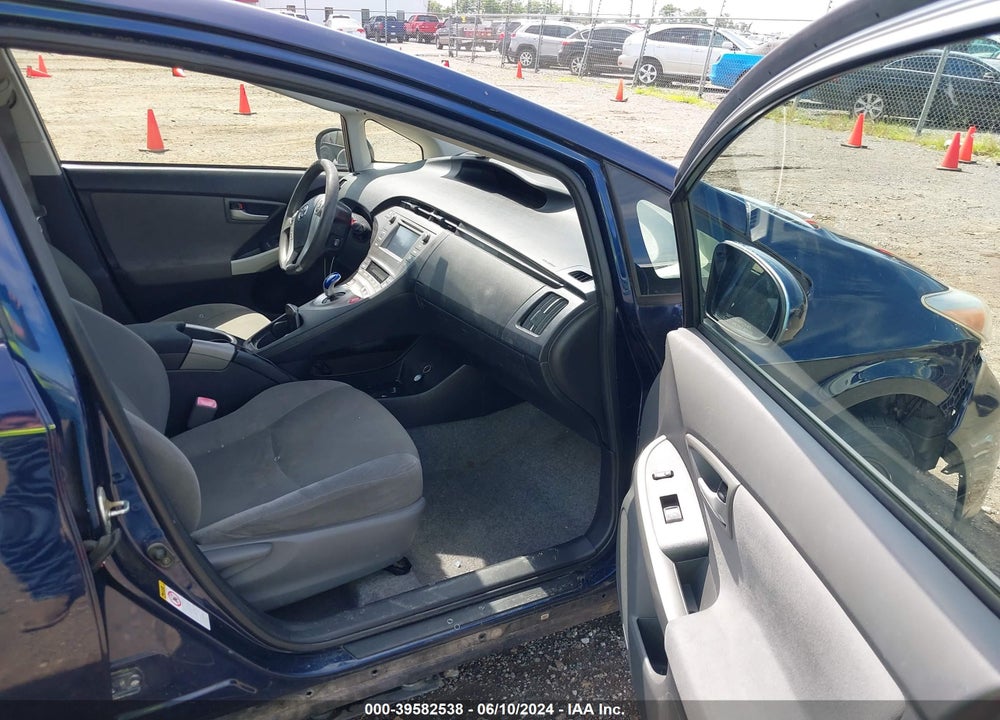 2013 TOYOTA PRIUS TWO VIN: JTDKN3DU2D1644379