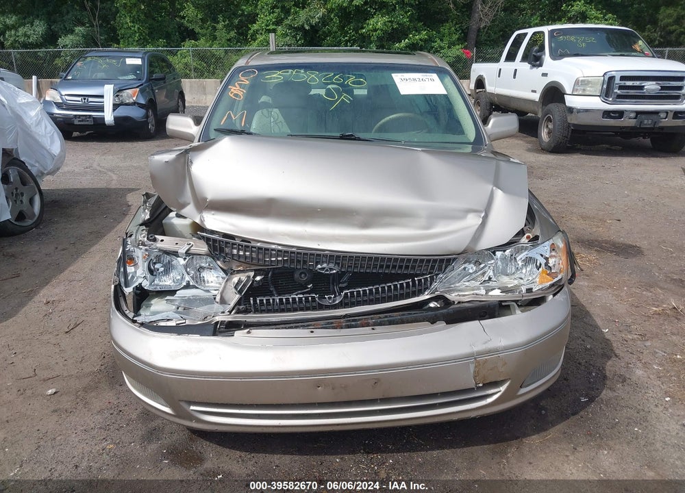2000 TOYOTA AVALON XLS VIN: 4T1BF28BXYU106349