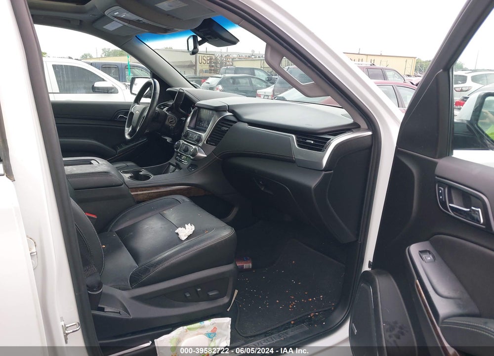 2019 CHEVROLET SUBURBAN LT VIN: 1GNSKHKC2KR277375