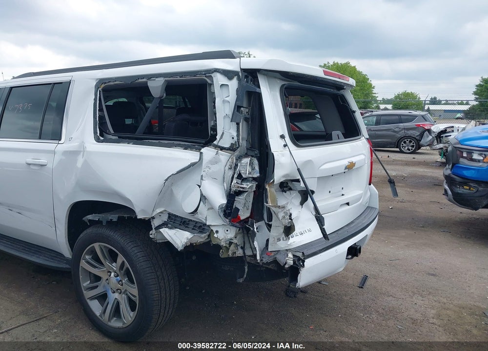 2019 CHEVROLET SUBURBAN LT VIN: 1GNSKHKC2KR277375