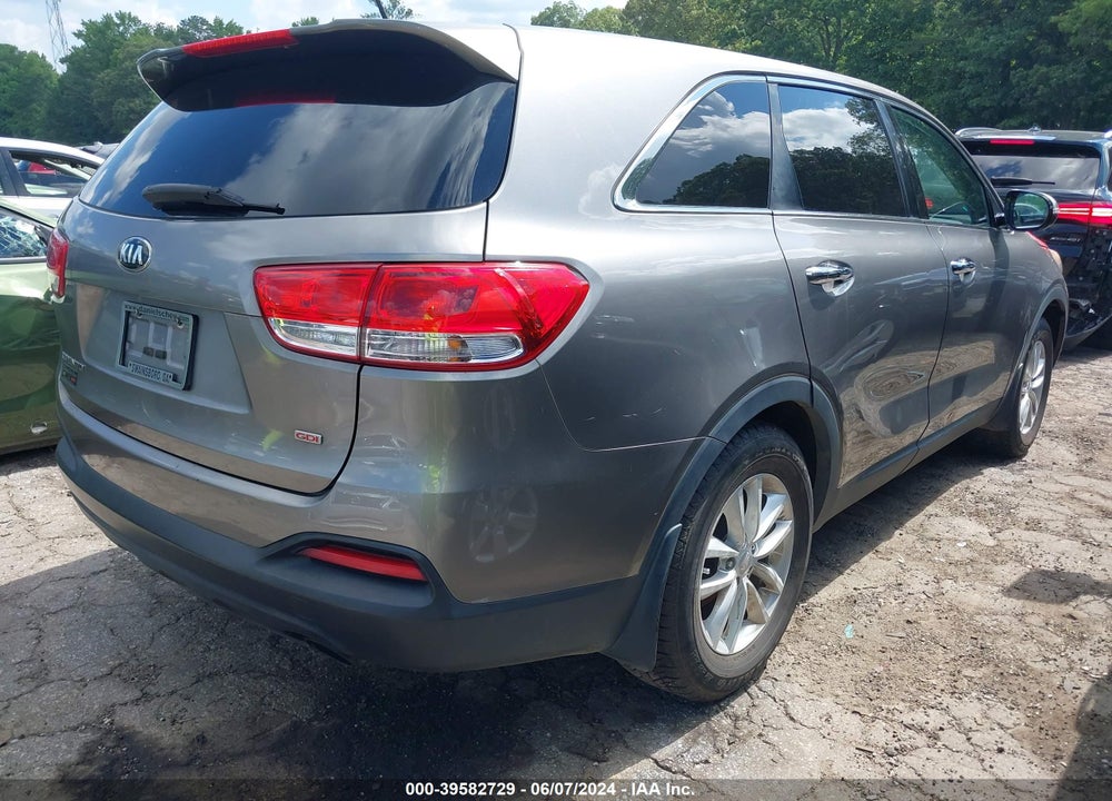 2017 KIA SORENTO 2.4L L VIN: 5XYPG4A32HG300235