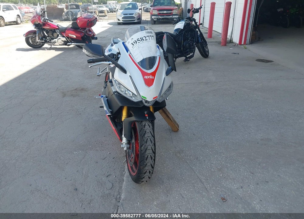 2022 APRILIA RS 660 FACTORY LIMITED EDITION VIN: ZD4KSUP08NS000280
