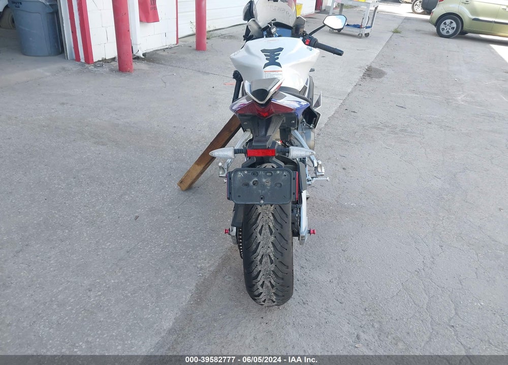2022 APRILIA RS 660 FACTORY LIMITED EDITION VIN: ZD4KSUP08NS000280