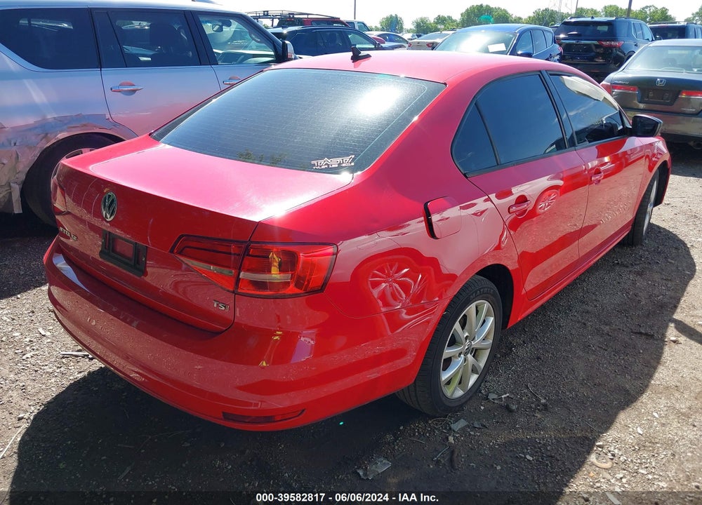 2015 VOLKSWAGEN JETTA 1.8T SE VIN: 3VWD17AJ7FM263961